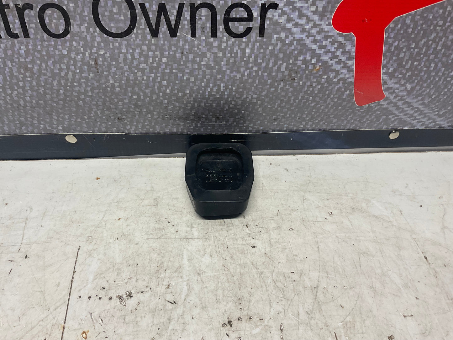 Brake/Clutch Pedal Cover 431721173  C2 C3  B2  Black