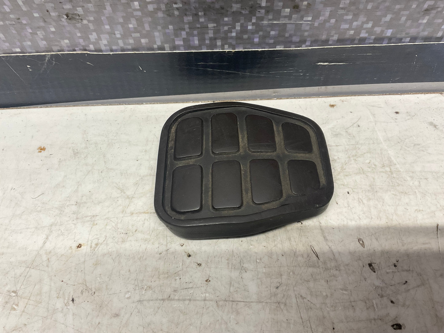 Brake/Clutch Pedal Cover 321721173  C2 C3  B2  Brown