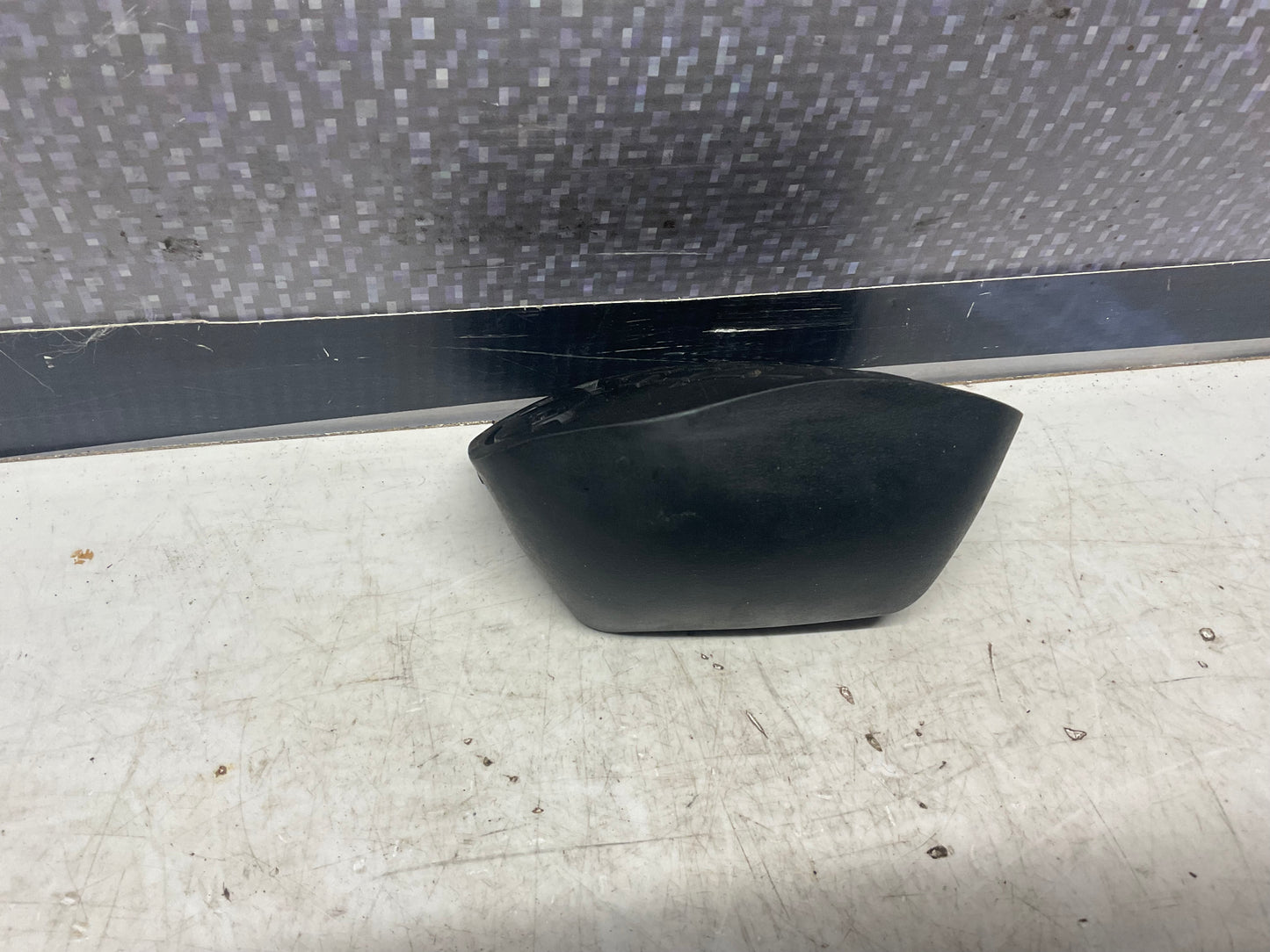Brake/Clutch Pedal Cover 4A0721173A  C4  Black