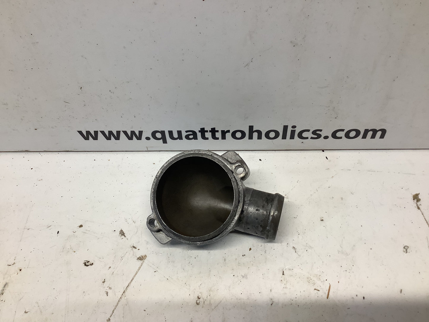 Thermostat Cover Housing 035121121A C3
