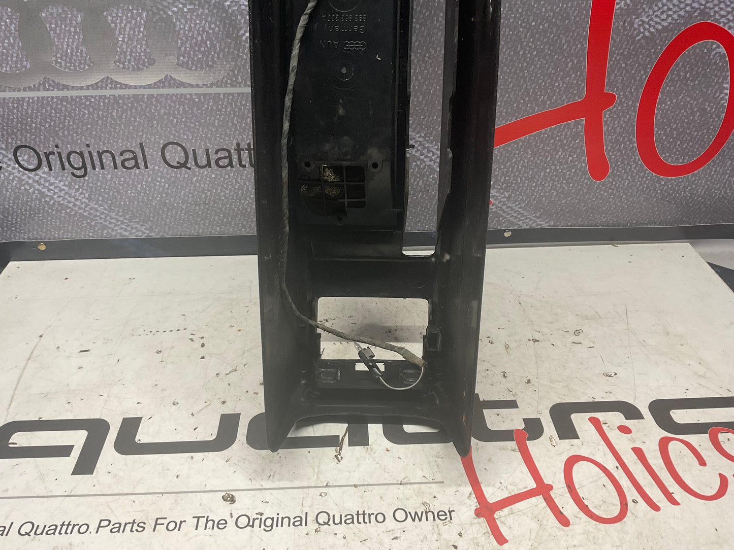 Center Console Parking Brake Black 893863300A  B3  B4