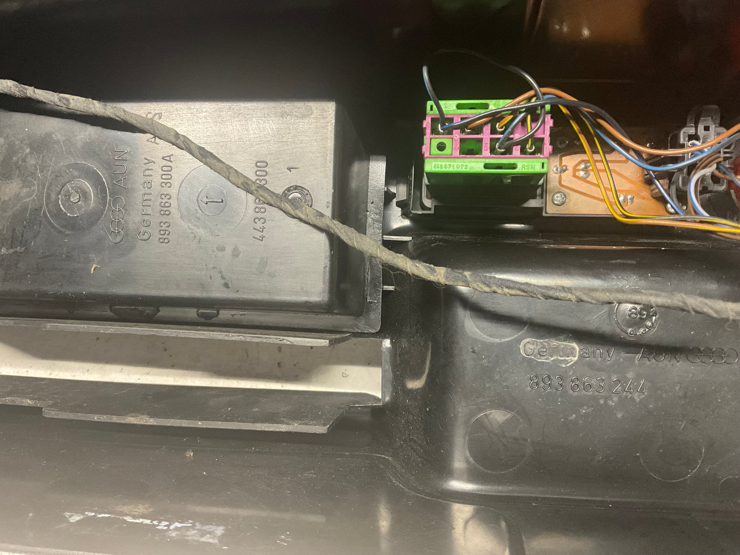 Center Console Parking Brake Black 893863300A  B3  B4