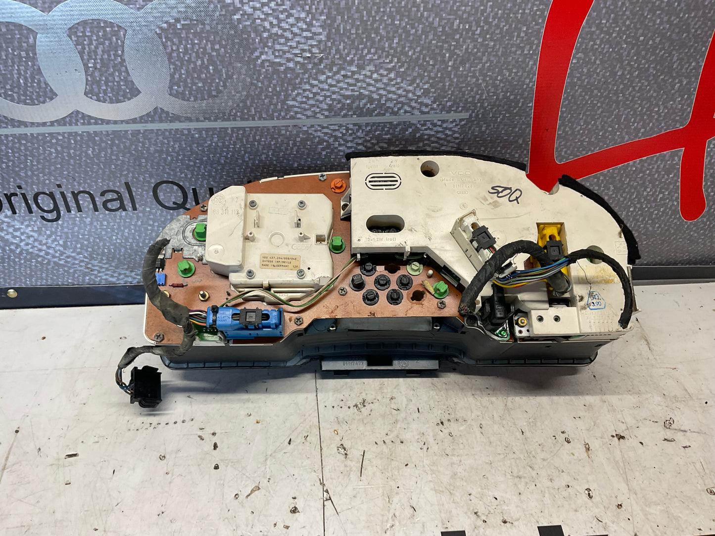 Speedometer Cluster with Computer  893919035N  B3