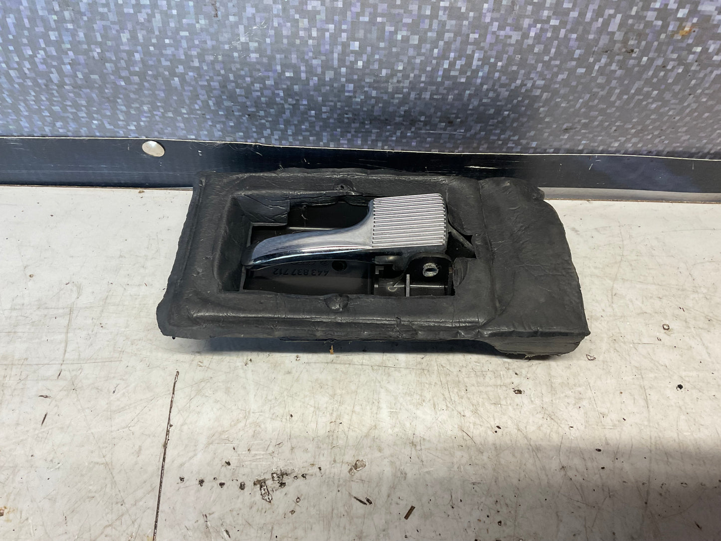 Passenger Inside Door Handle 443837712  C3  Chrome