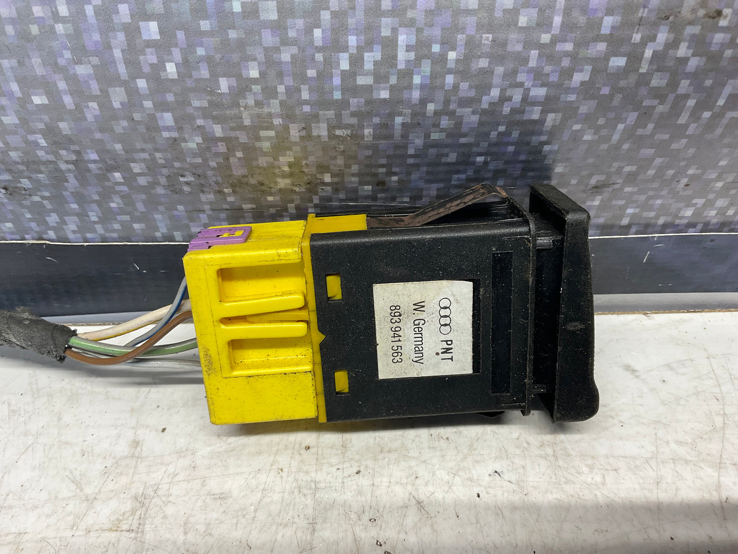 Rear Fog Light Dash Switch  893941563  B3  C3