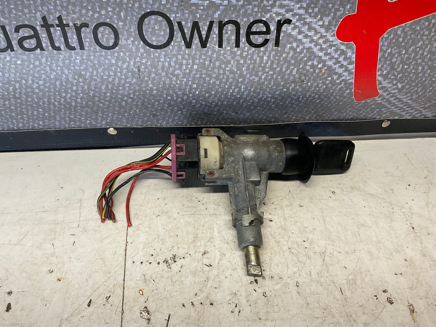Ignition Lock/Key & Switch 893905851B  B3  S2  7A