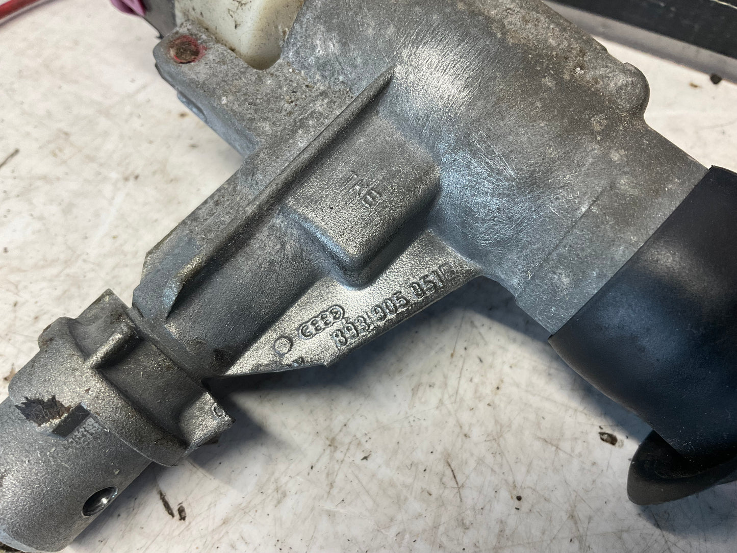 Ignition Lock/Key & Switch 893905851B  B3  S2  7A