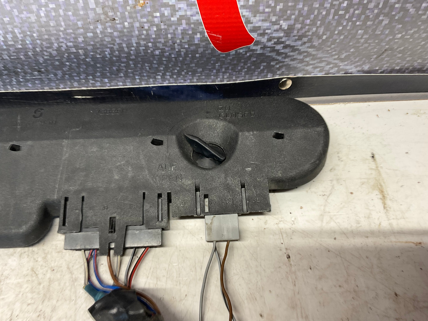 Driver Taillight Bulb Holder Left 895945221  B3  S2