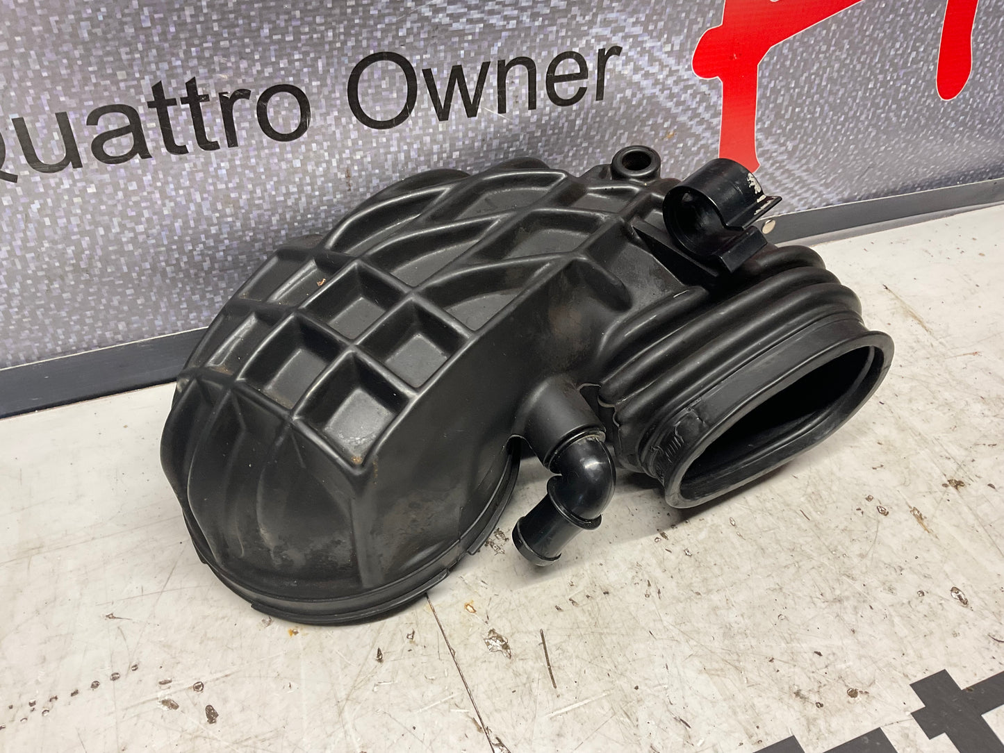 Fuel Metering Head Air Intake Boot 034133357D  B3