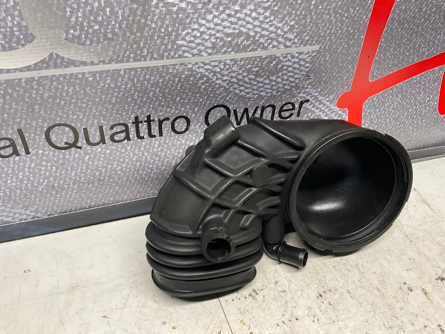 Fuel Metering Head Air Intake Boot 034133357D  B3