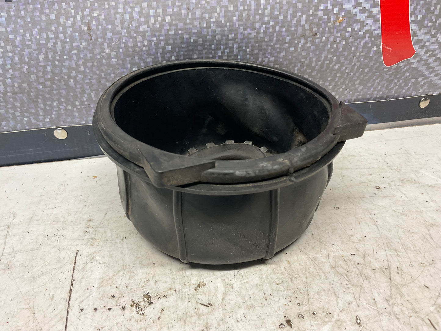 Fuel Tank Fill Breather Seal Rubber Boot 811809933A  B2