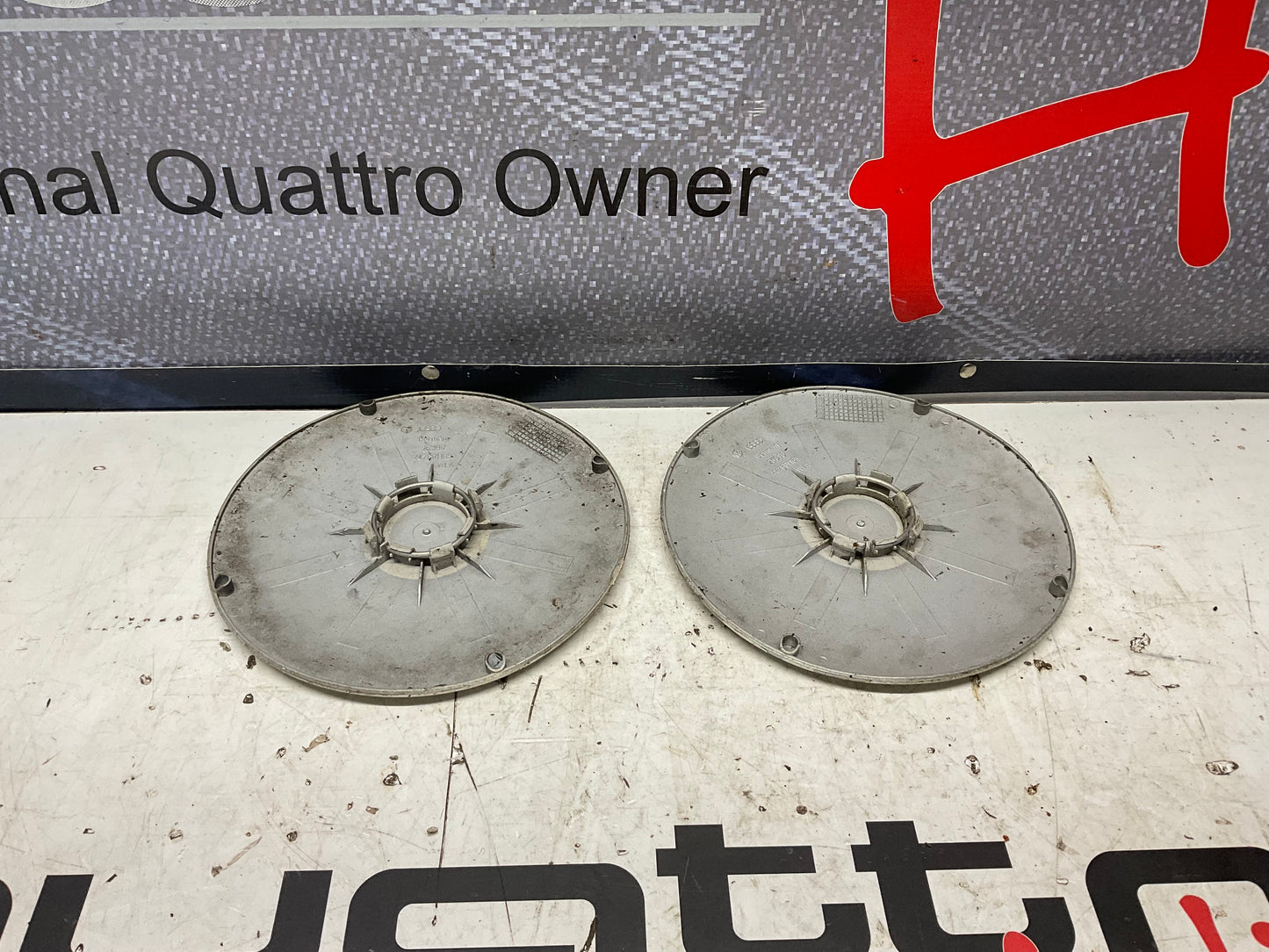 Ronal Wheel Lug Cover Pair  447601165  C3  Ronal