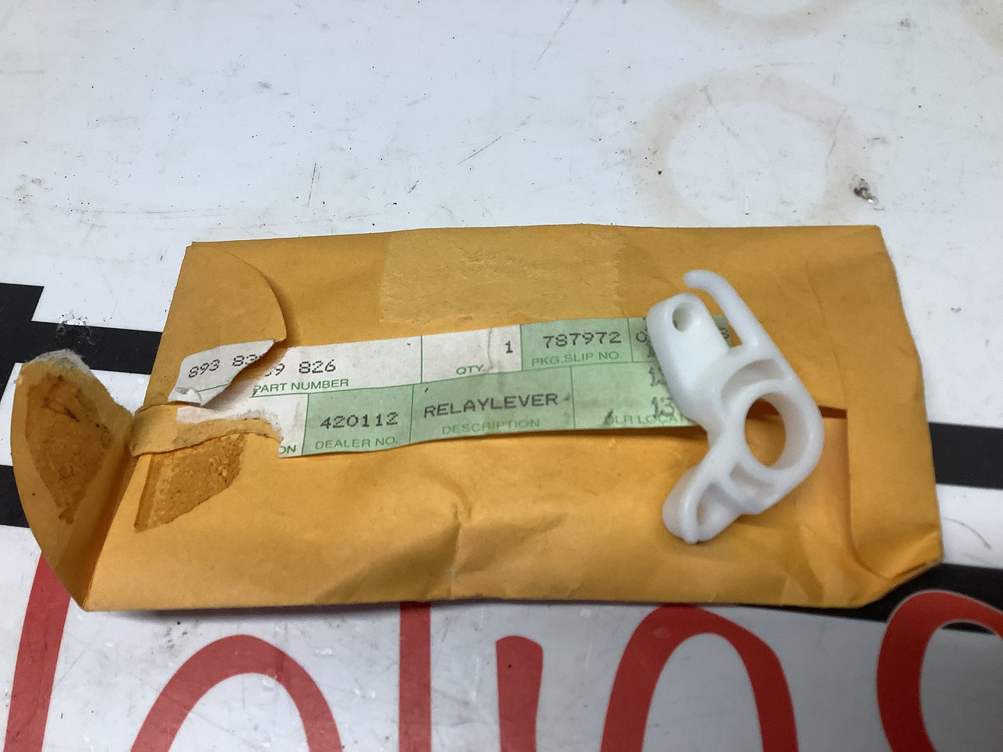Relay Lever 893839826 NOS
