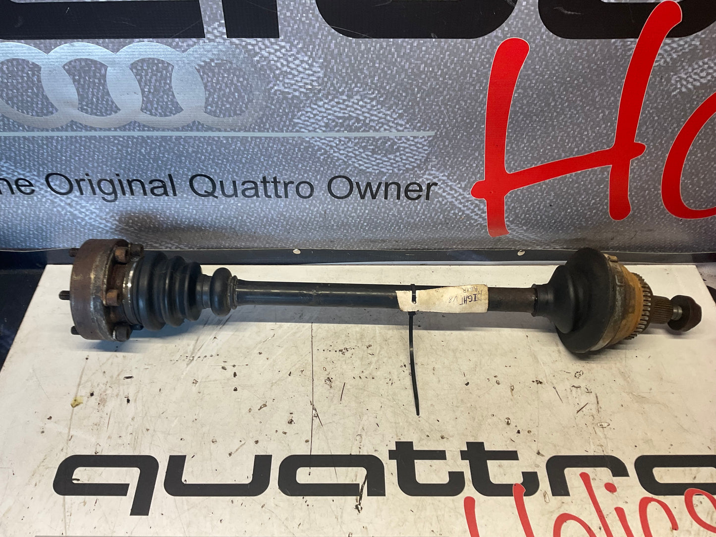 Rear Axle Left or Right Complete 441501203B  D1  V8