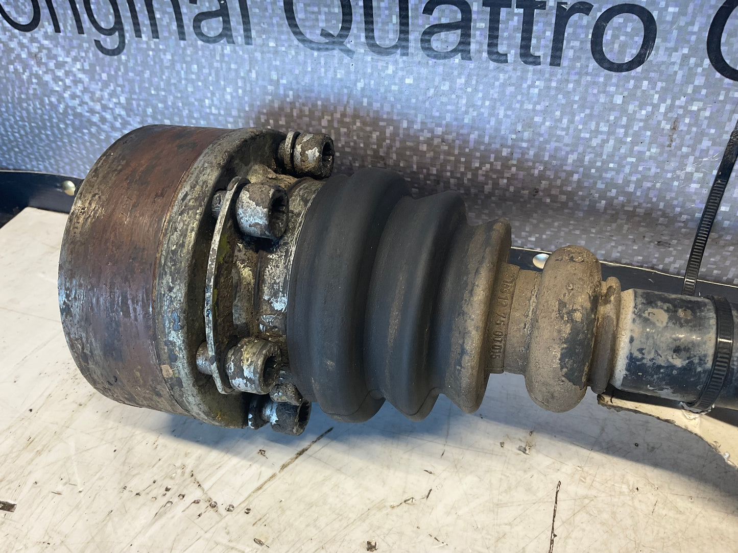 Front Left Driver Side Axle Complete 441407271M  D1  V8