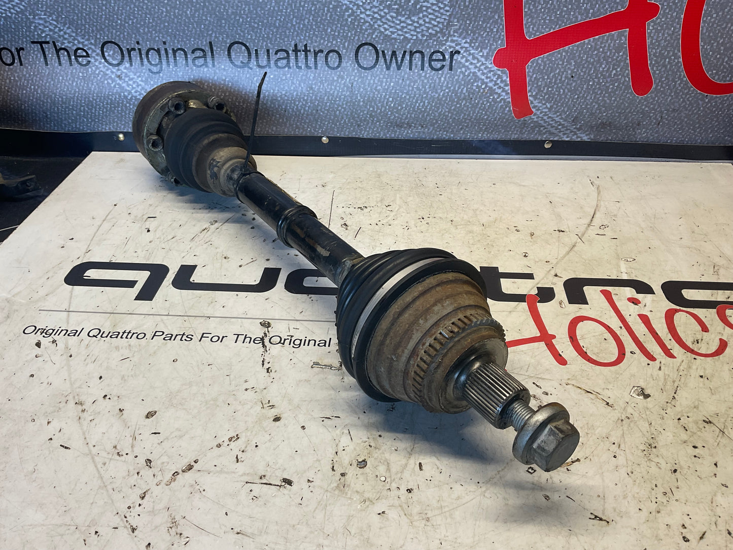 Front Left Driver Side Axle Complete 441407271M  D1  V8