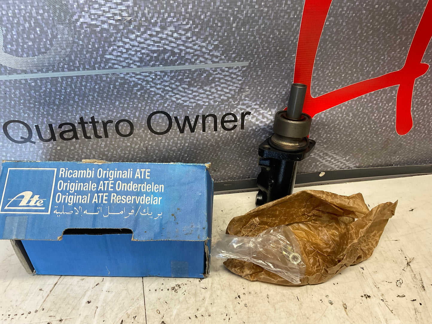 Brake Master Cylinder NOS 893611019A  B3  Ate