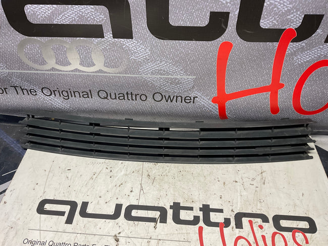Front Lower Bumper Grille 893853667F  B3