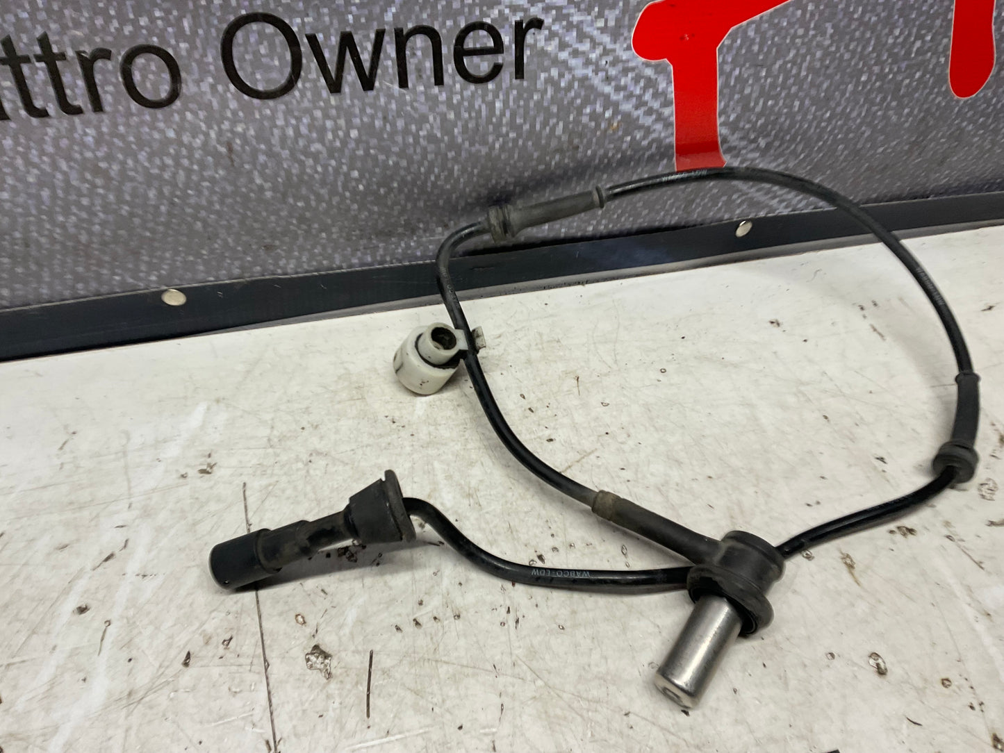 ABS Front Wheel Speed Sensor  893927803A B3