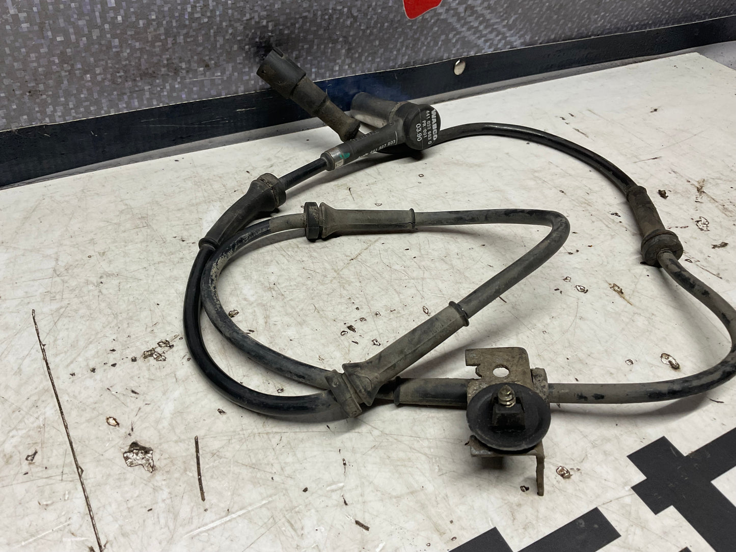 ABS Wheel Speed Sensor  441927803  D1  C3