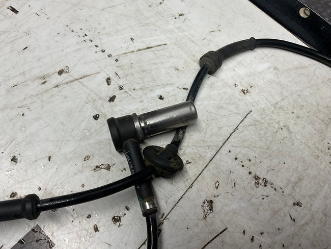 ABS Wheel Speed Sensor  443927807D  D1  C3