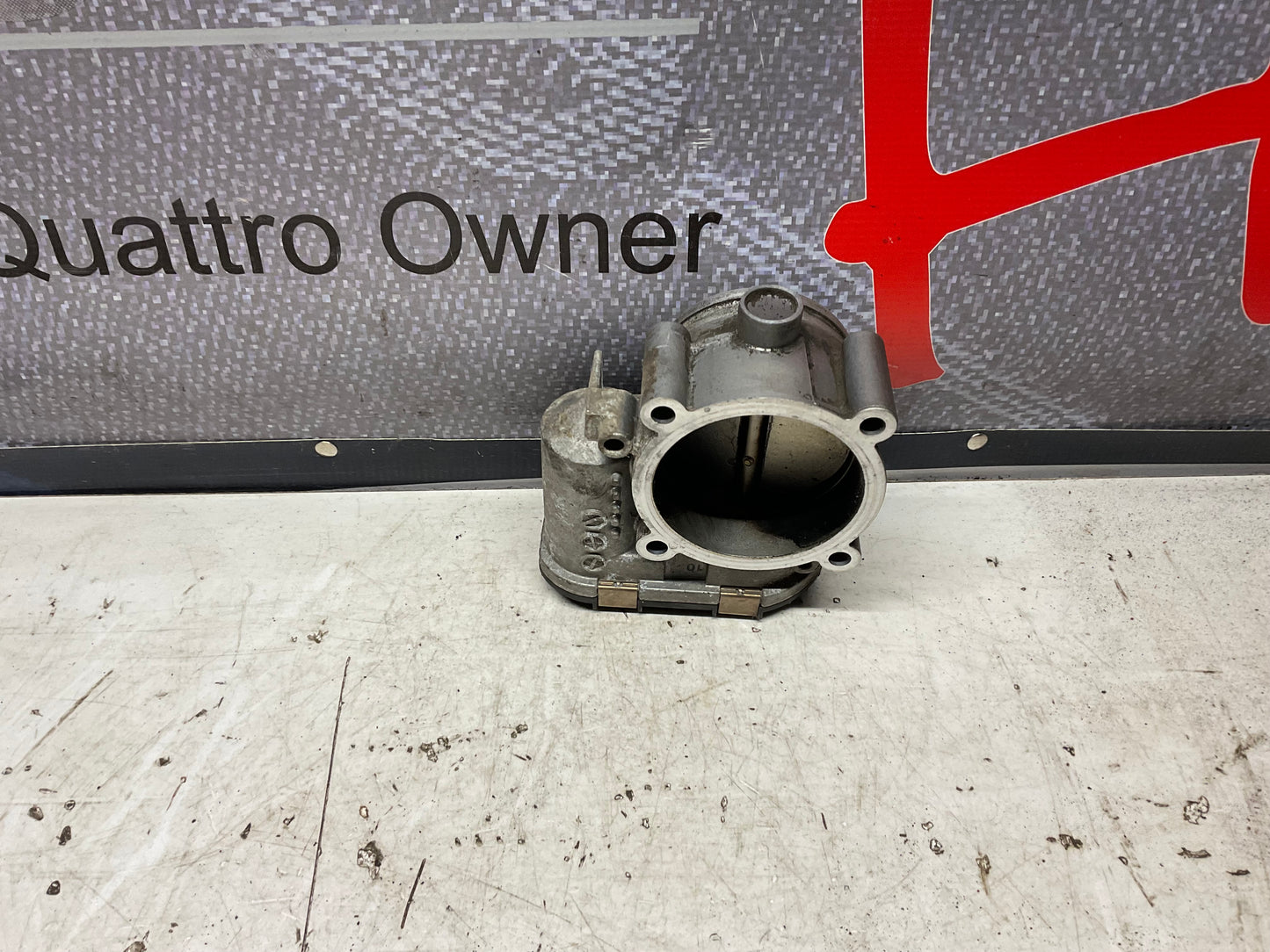 Throttle Body 078133062  B5  C5