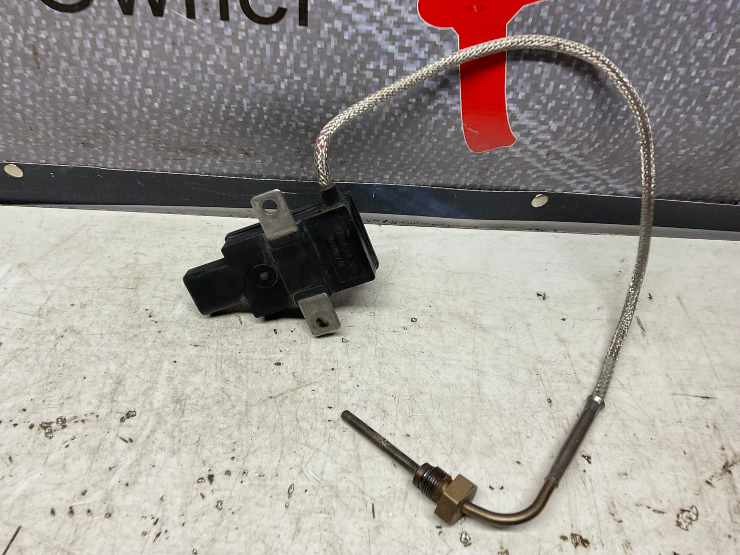 EGT Exhaust Temperature Sensor  078919529D  B5  C5