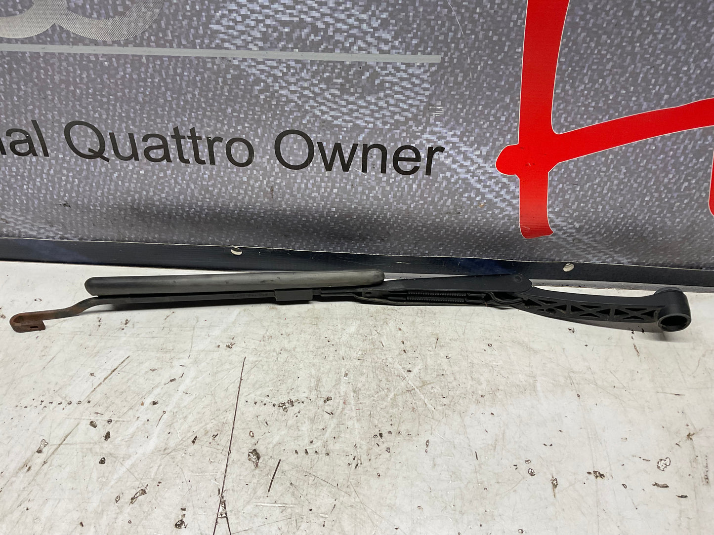 Driver Windshield Wiper Arm Left 893955407E B3