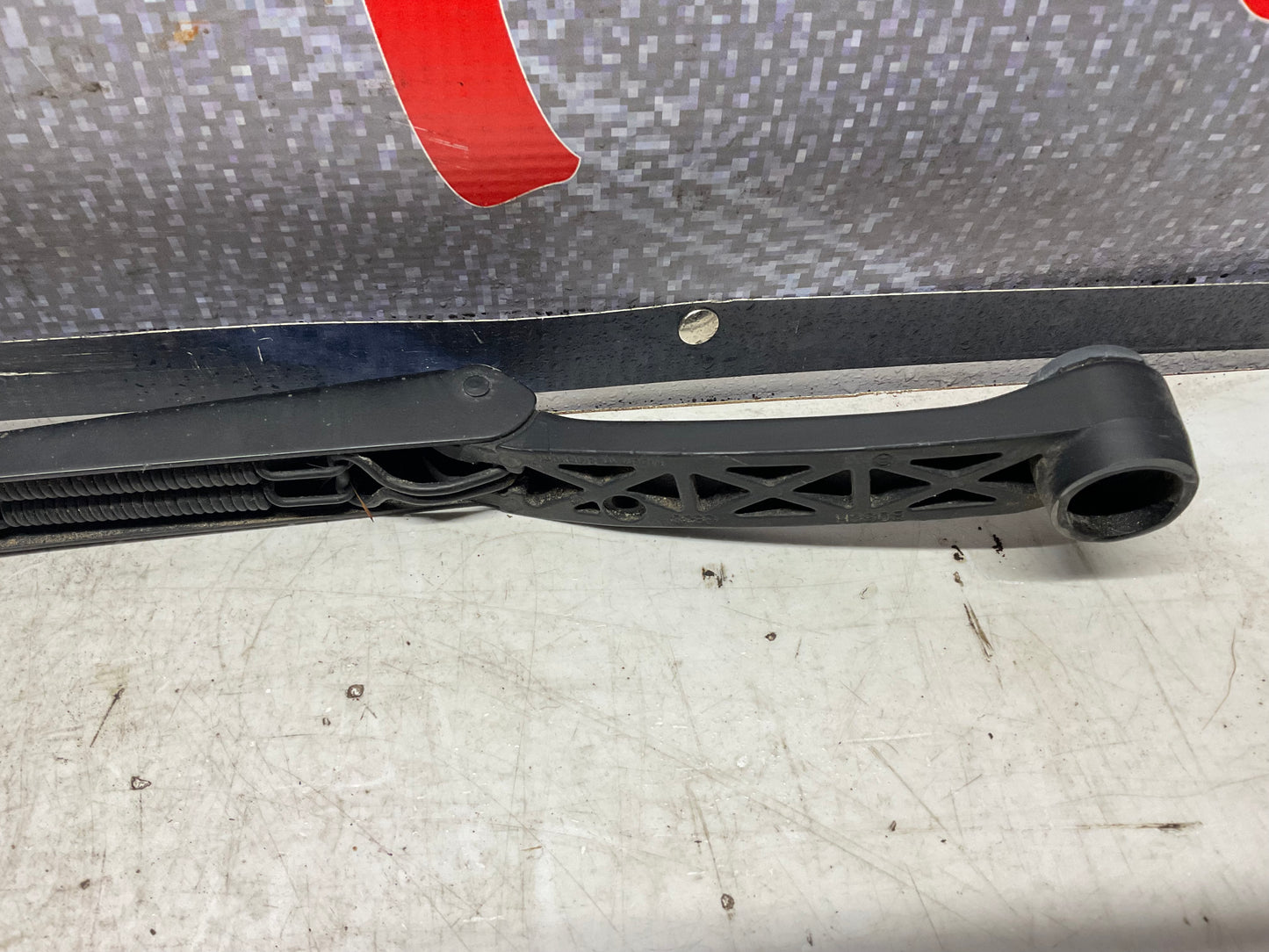 Driver Windshield Wiper Arm Left 893955407E B3