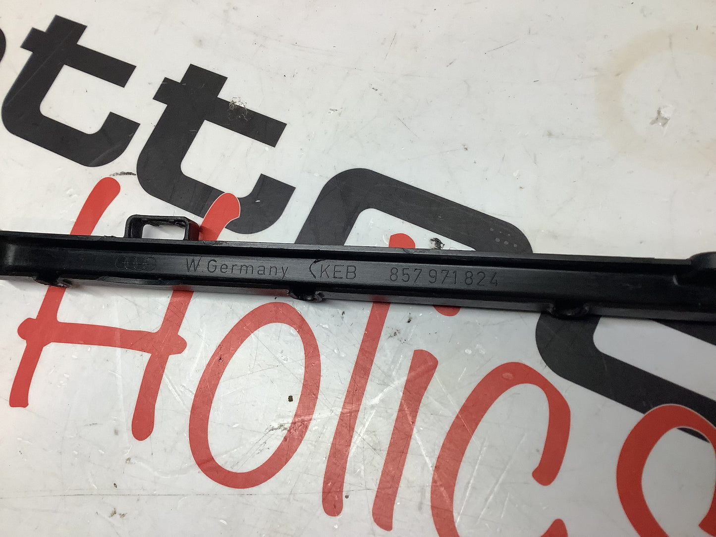 Fuel Injector Cover 857971824