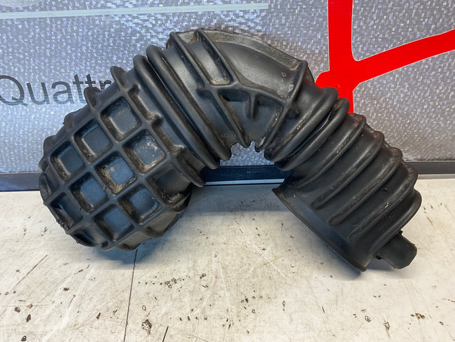 Fuel Distributor Air Intake Boot 035133357AD  B2