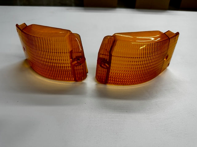 Left & Right Turn Signal Lenses 437953049 437953050 European