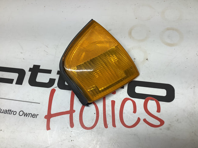 Driver Front Corner Marker 893953049A B3