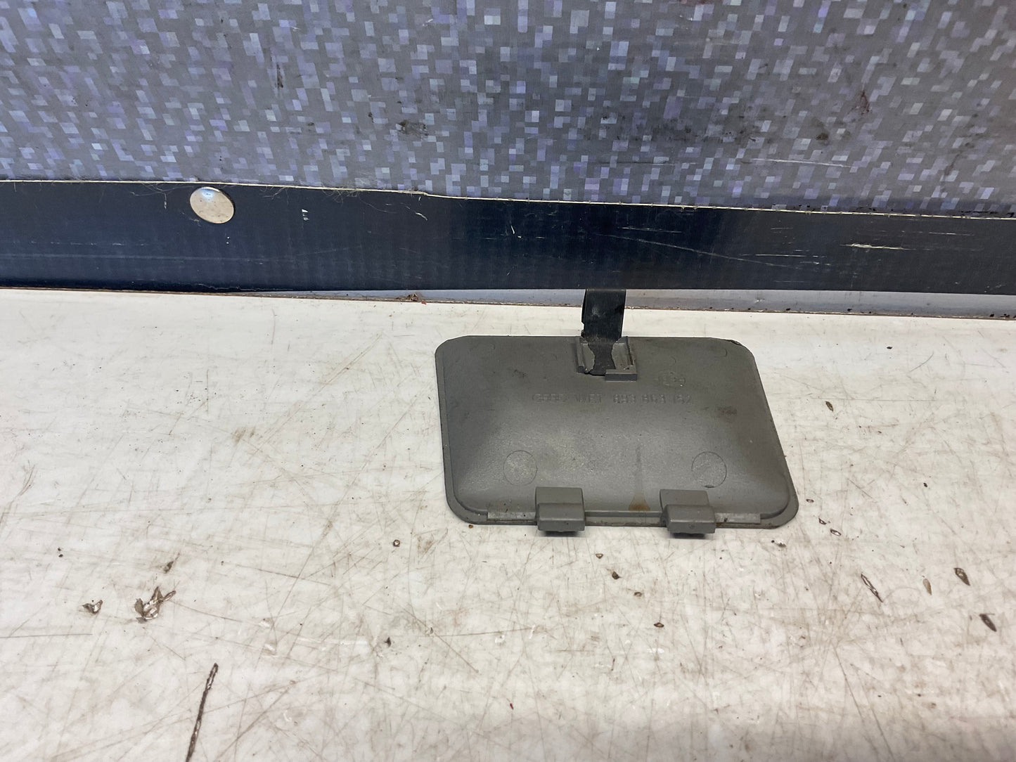 Center Console Shifter Box Trim 893863152  B3  B4