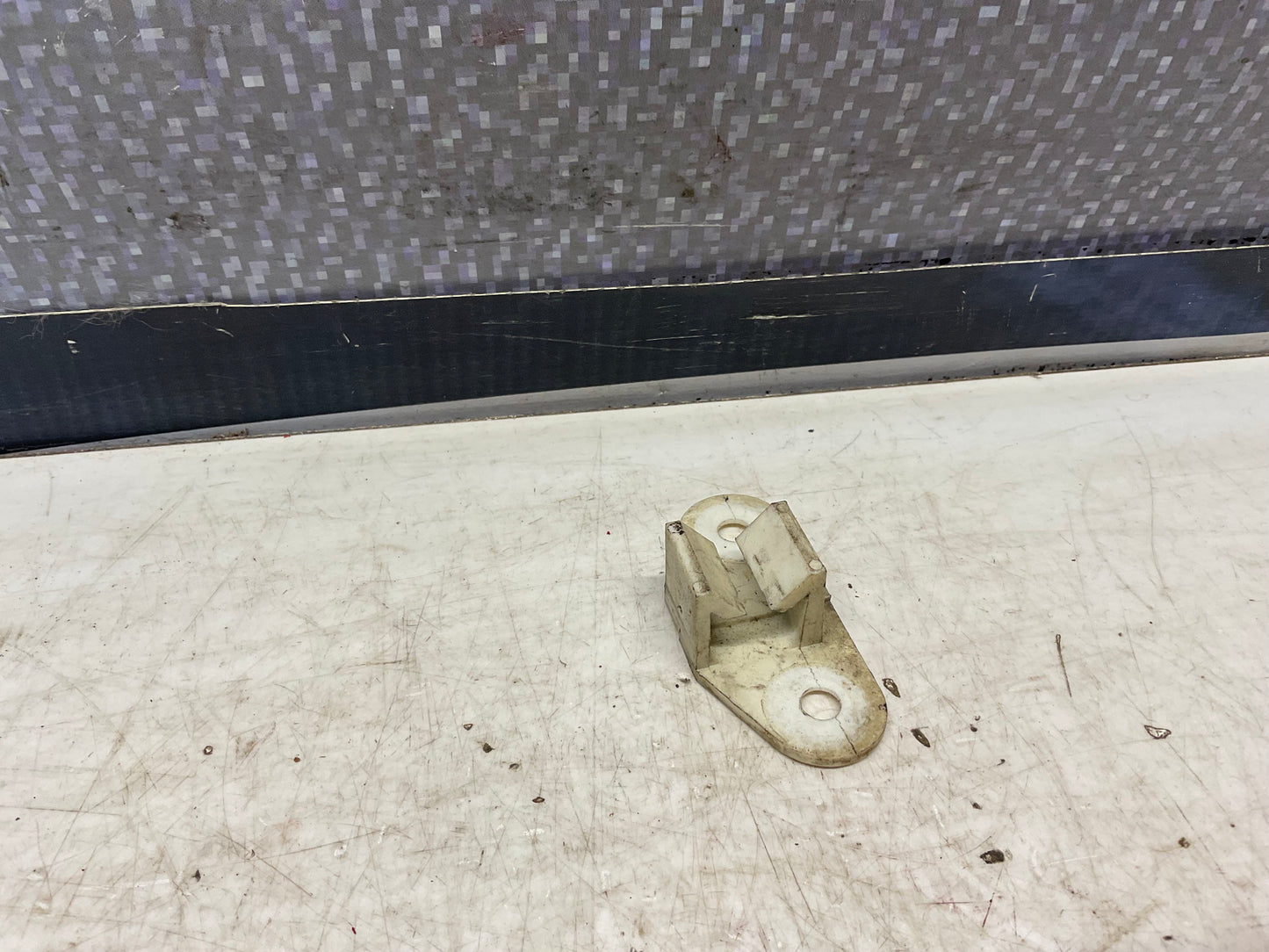 Bumper Attachment Bracket  811807478  B2