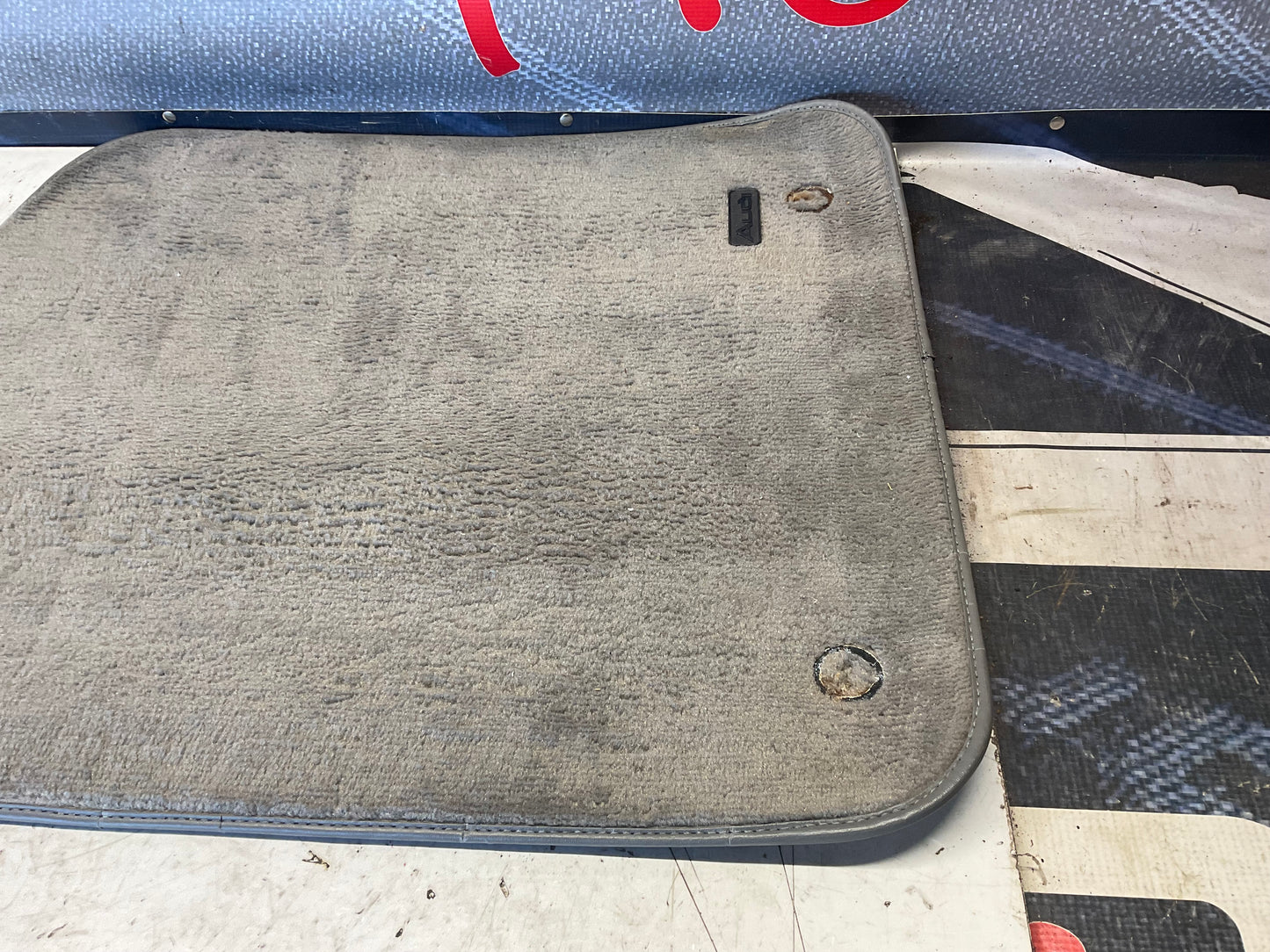 Front Passenger Floor Mat 447863718A C3