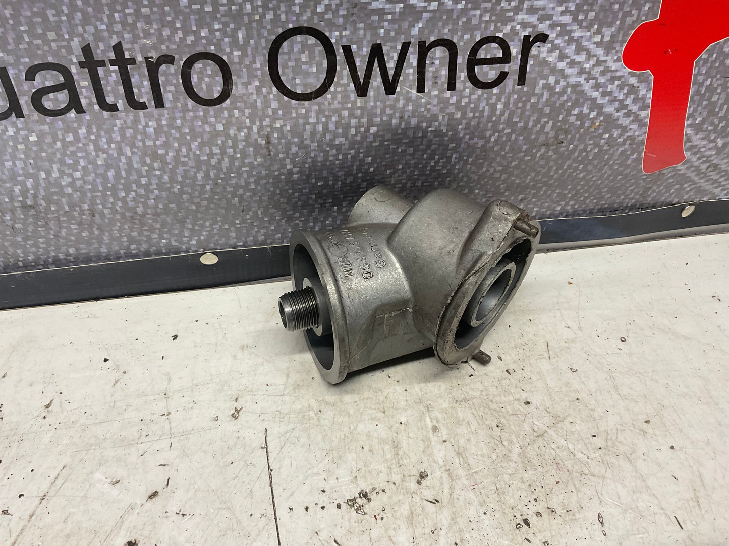 Oil Filter Mounting Bracket 054115417A