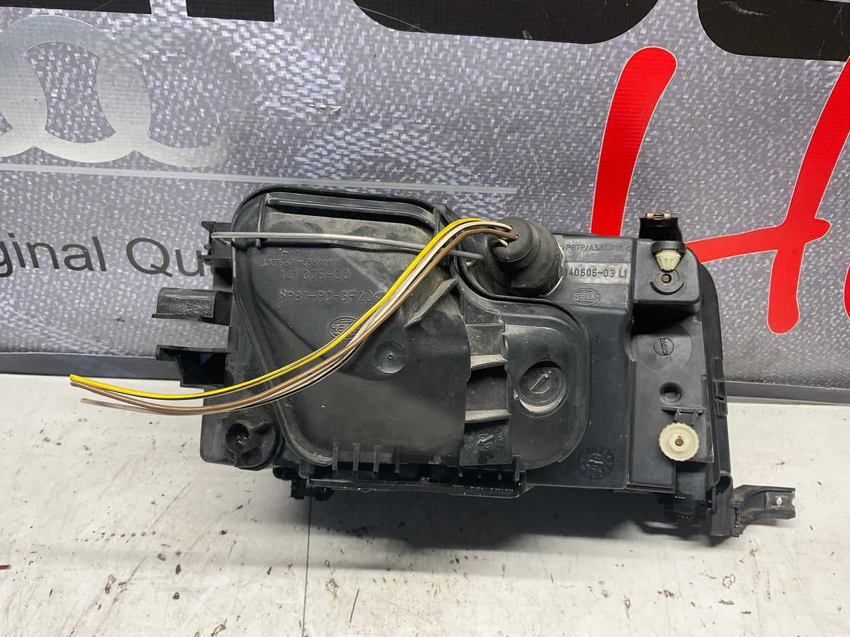 Driver Headlight Complete Left 4A0941003AT  C4  UrS6