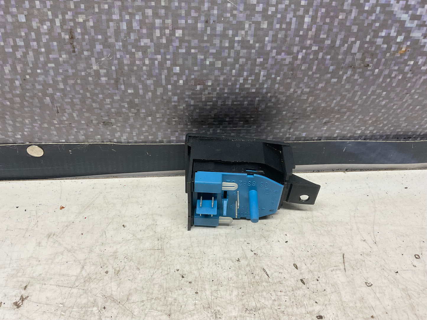 Power Mirror Control Switch  4A0959565A  C4