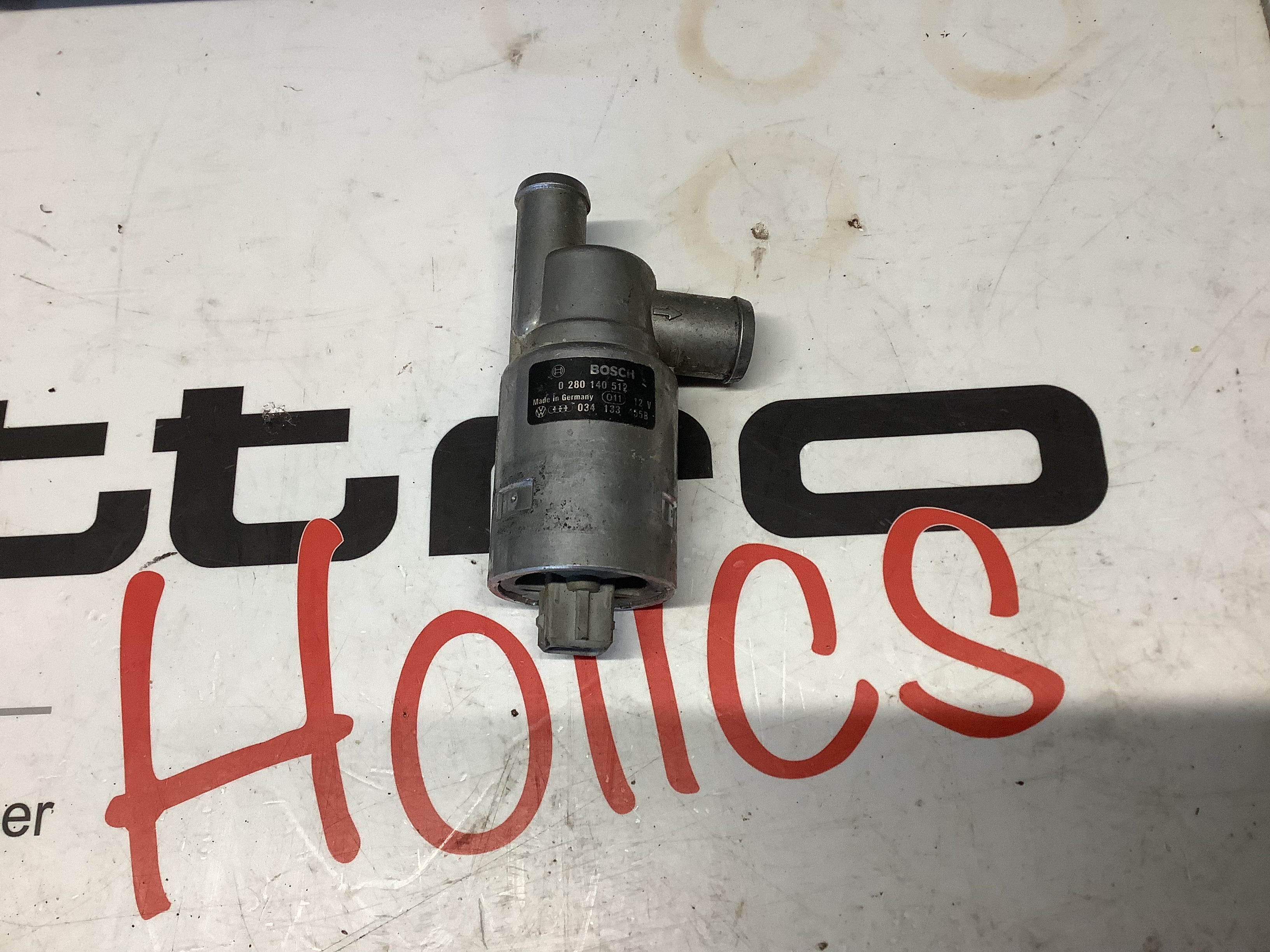 ISANCE Idle Air Control Valve – Fits Saab, Volkswagen, Audi, Hyundai – Replaces 034133455