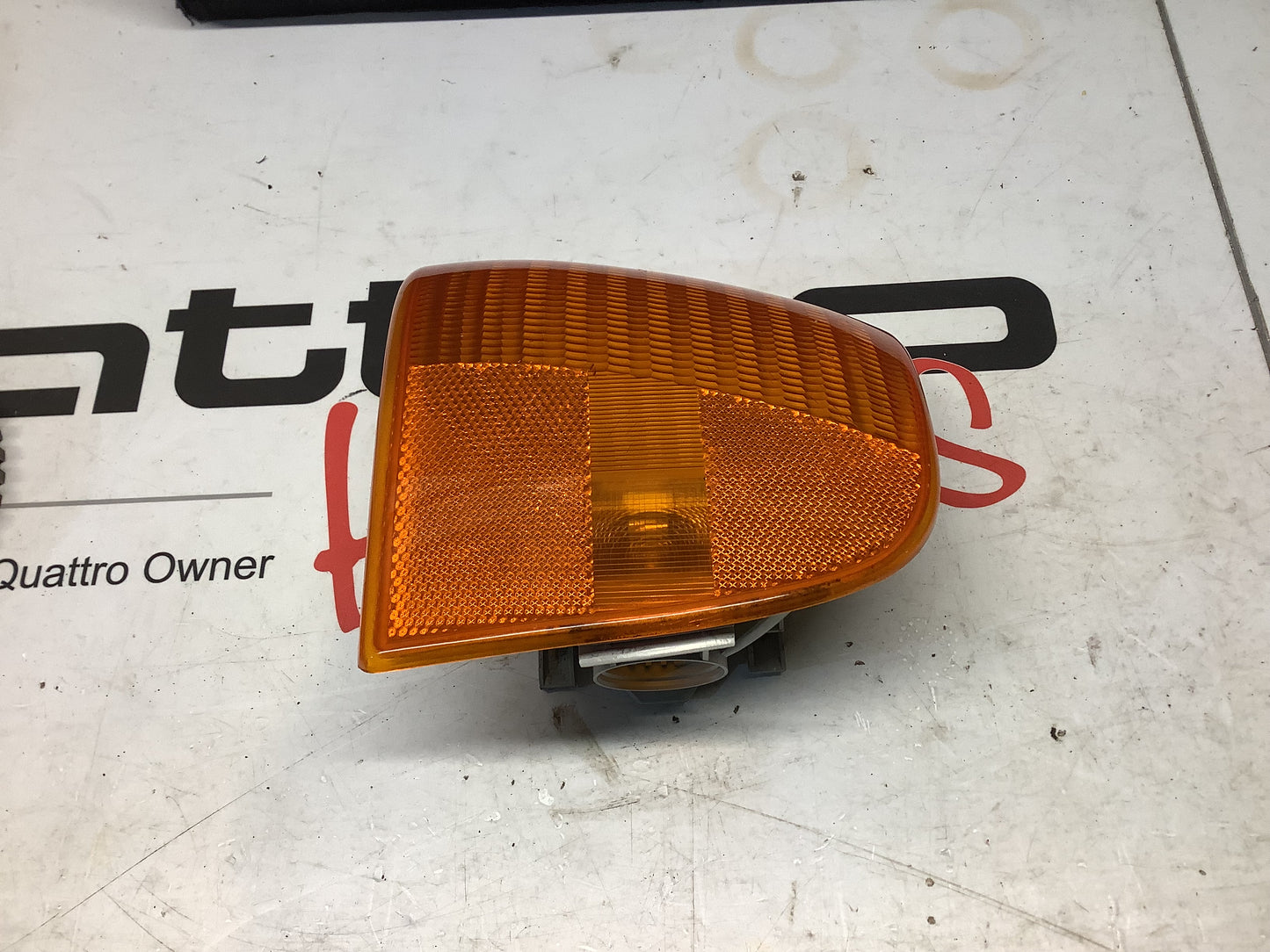 Driver Marker Light 443941625A