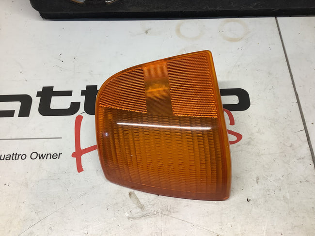 Driver Marker Light 443941625A