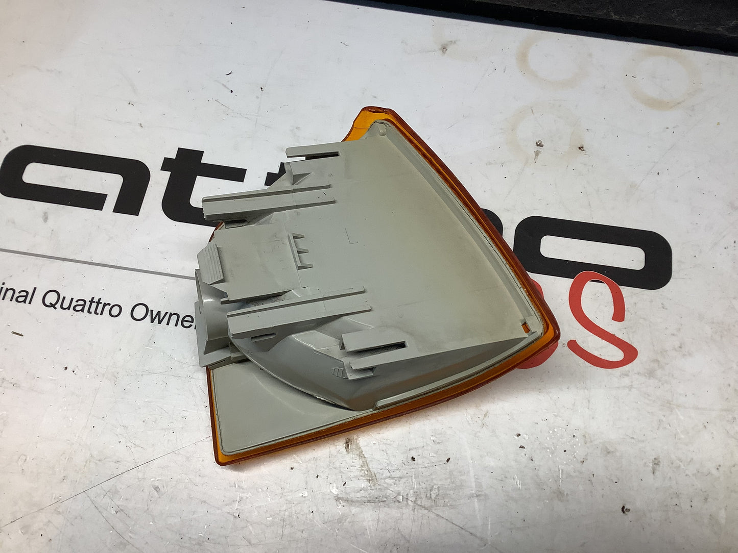 Driver Marker Light 443941625A