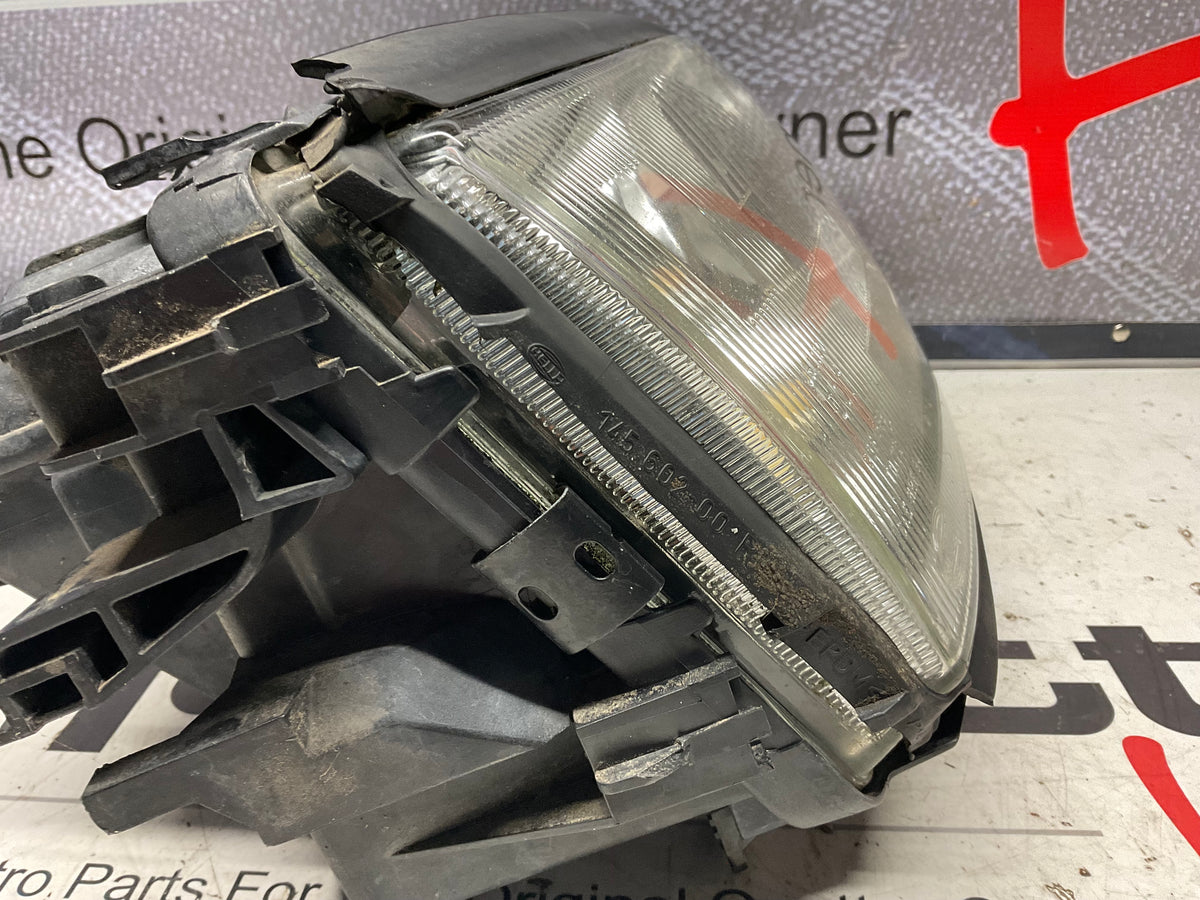 Passenger Headlight Right 4A0941004AT  C4  UrS6
