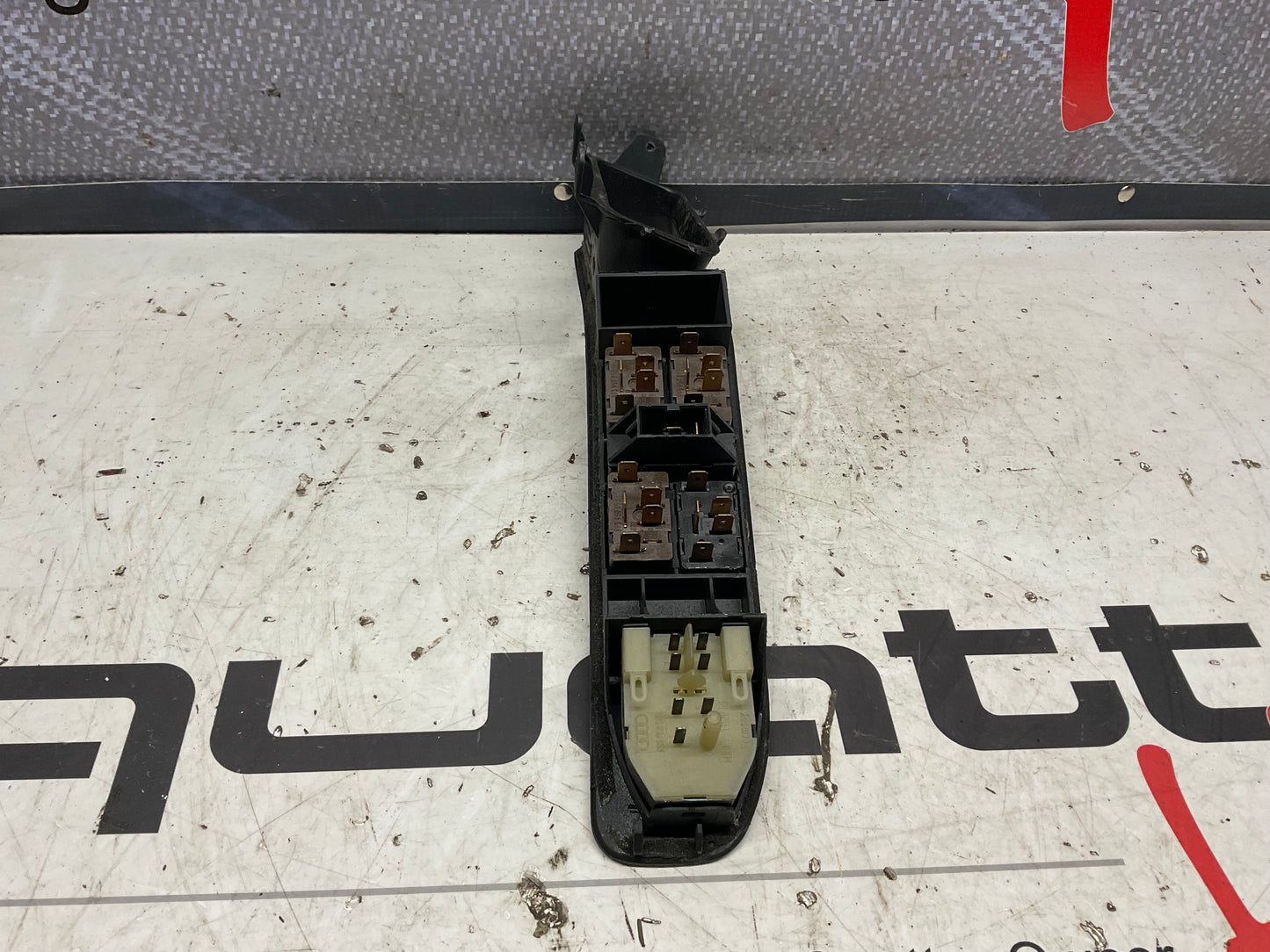 Power Window & Mirror Switch Plate & Switches 893867171  B3