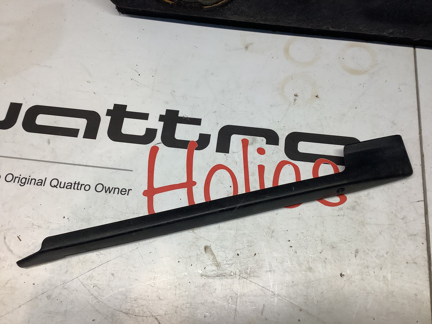 Passenger Seat Rail Cover Trim 191881088A