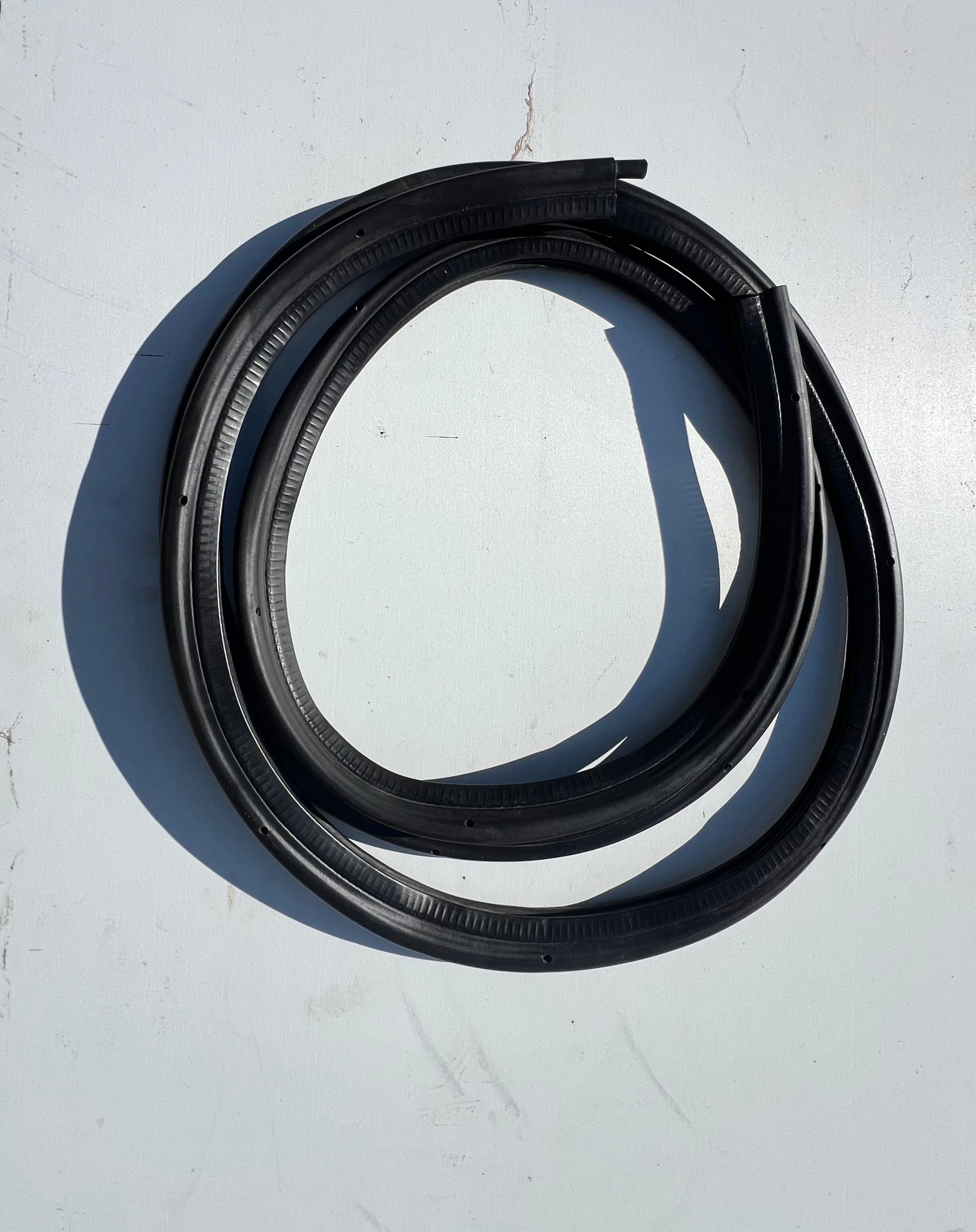 URO Parts 13-Piece Door & Trunk Rubber Weatherstrip Seal Kit For Mercedes