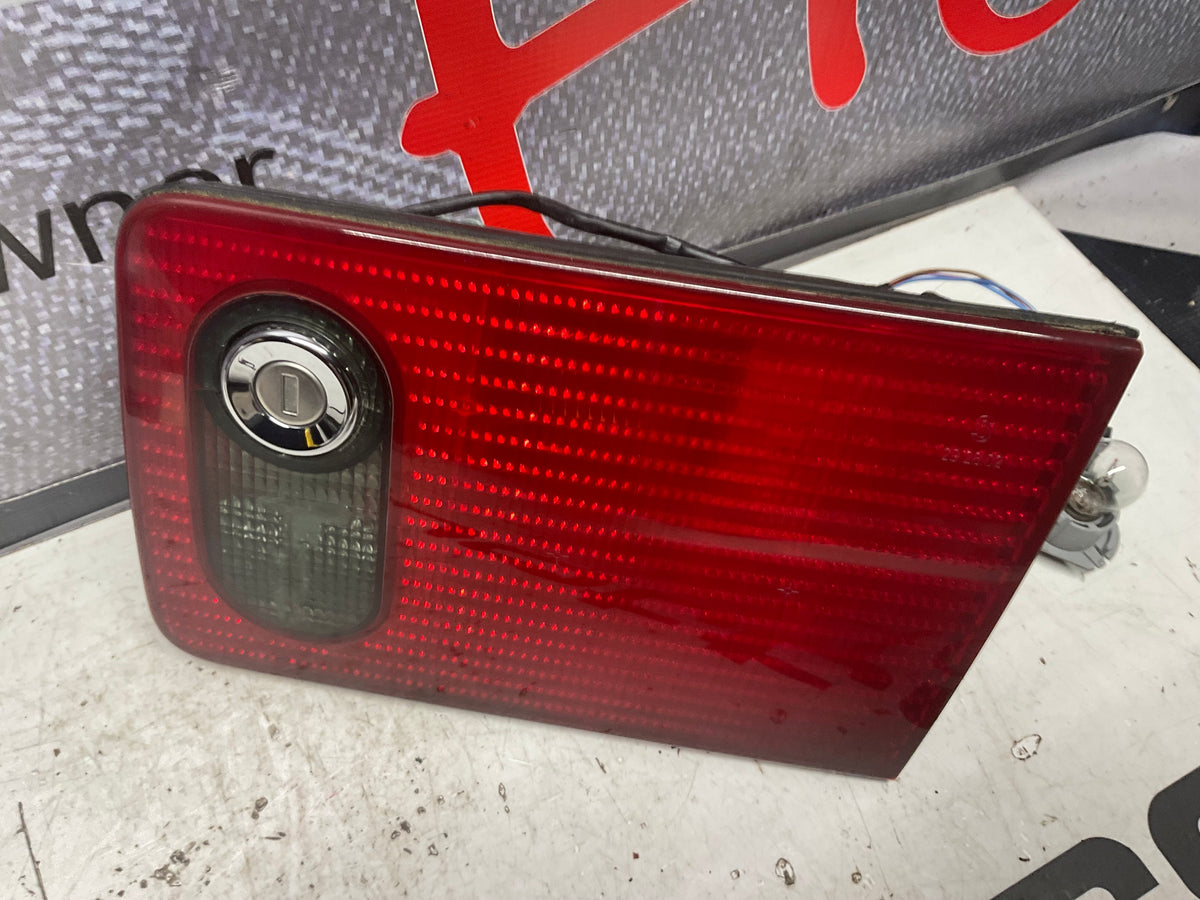 Passenger Side Inner Taillight & Lock Right  4D0945094  D2  A8  S8
