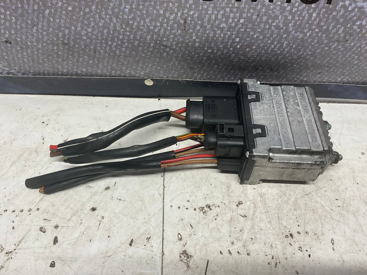 Engine Coolant Fan Control Module  8D0959501B