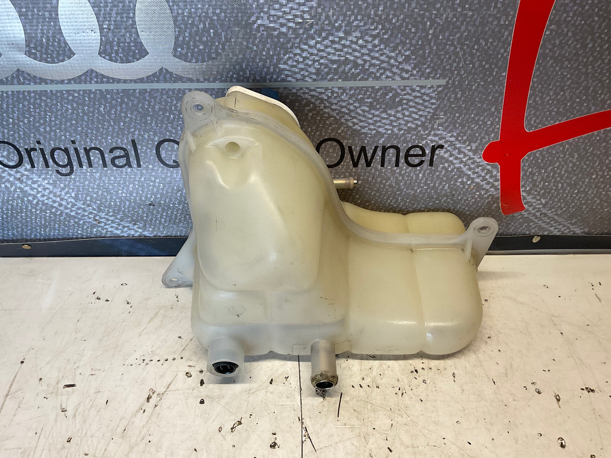 Expansion/ Coolant Tank Reservoir 4D0121403D  D2
